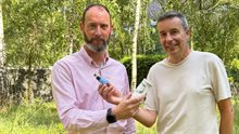 Rory Brown (L) and Hans de Neve (R), founders of Airhive and Carbyon